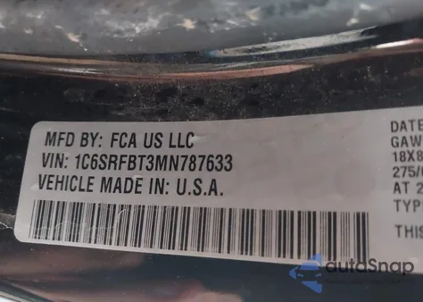 2021 Ram 1500 Big Horn 4X4 6'4 Box z USA, uszkodzony, nr VIN 1C6SRFBT3MN787633